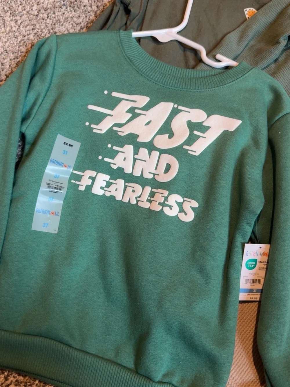 Old Navy Green Graphic Sweatshirt & Green + Tan Pullover Tops